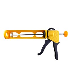 pistolet_dlya_germetika_390_ml_polukorpusnyy_plastikovyy_maximum_mx_16064