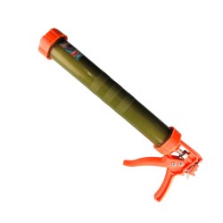 pistolet_dlya_germetika_600_ml_zakrytyy_plastikovyy_maximum_07734